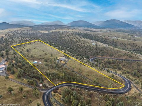 Tiny photo for 58392 Antelope Lane, John Day, OR 97845 (MLS # 220217113)