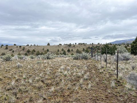 Tiny photo for 58392 Antelope Lane, John Day, OR 97845 (MLS # 220217113)