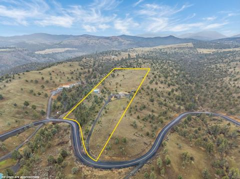 Tiny photo for 58392 Antelope Lane, John Day, OR 97845 (MLS # 220217113)