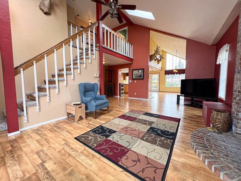 Tiny photo for 58392 Antelope Lane, John Day, OR 97845 (MLS # 220217113)