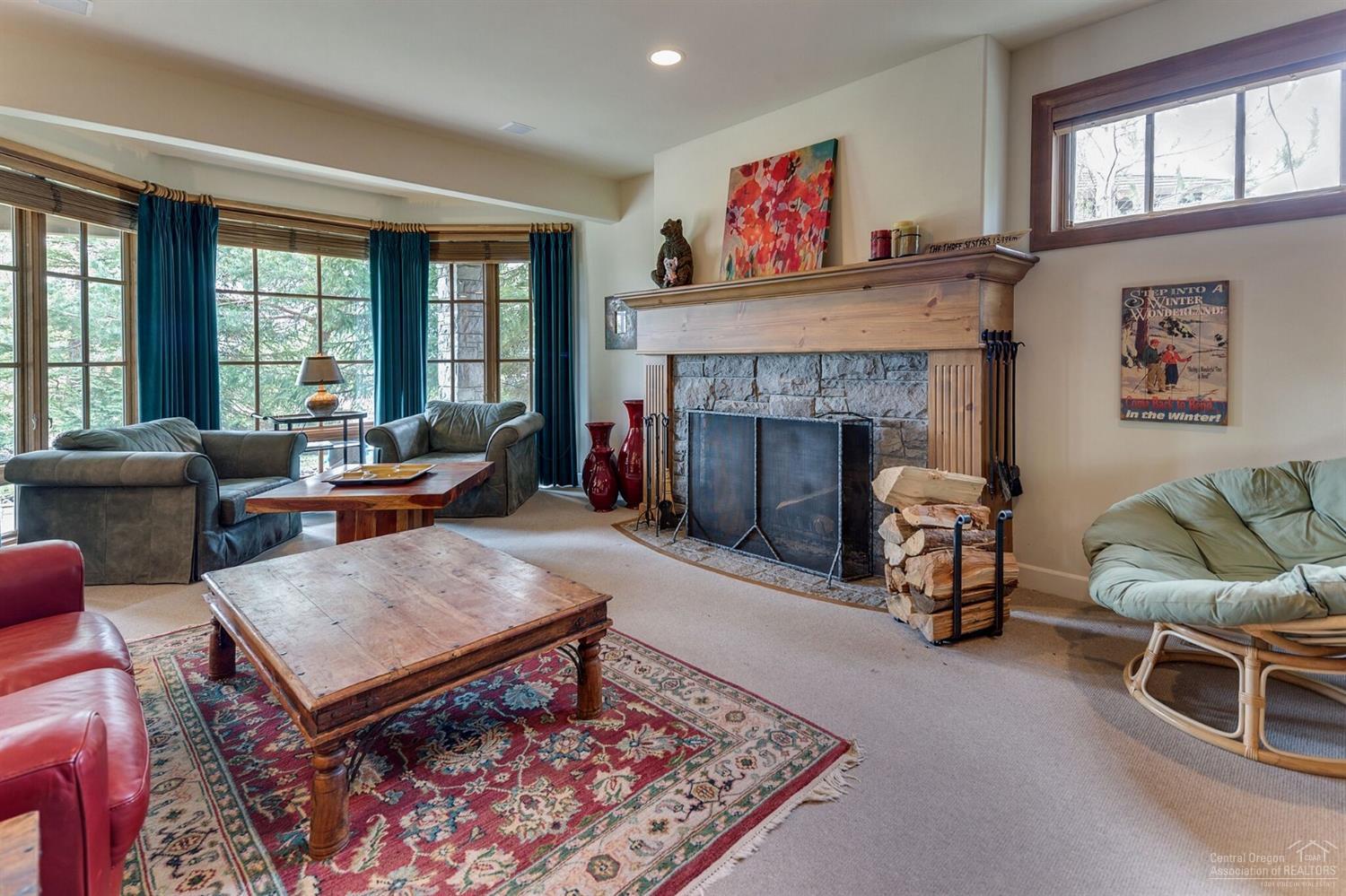 Broken Top - Residential