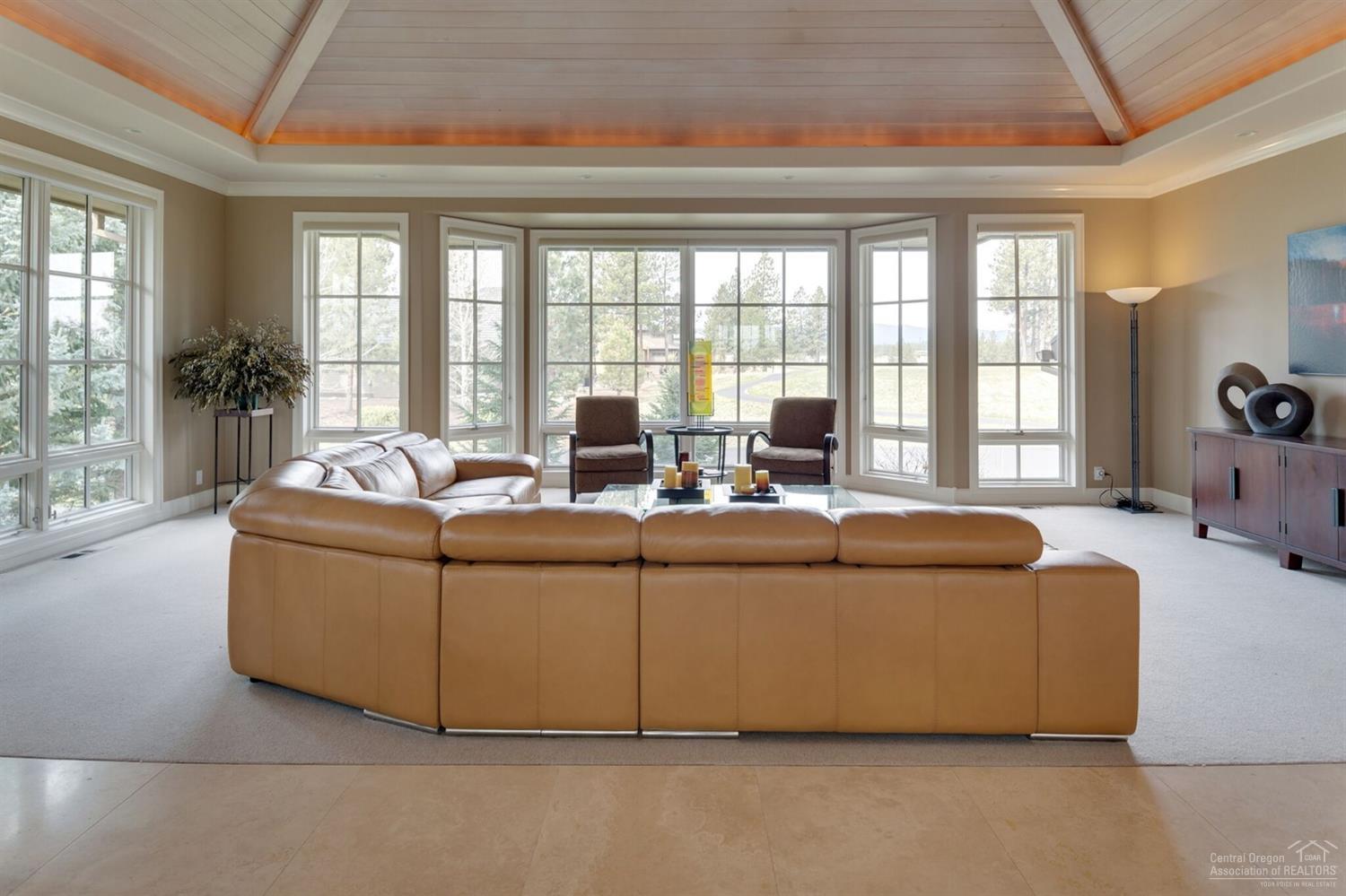 Broken Top - Residential