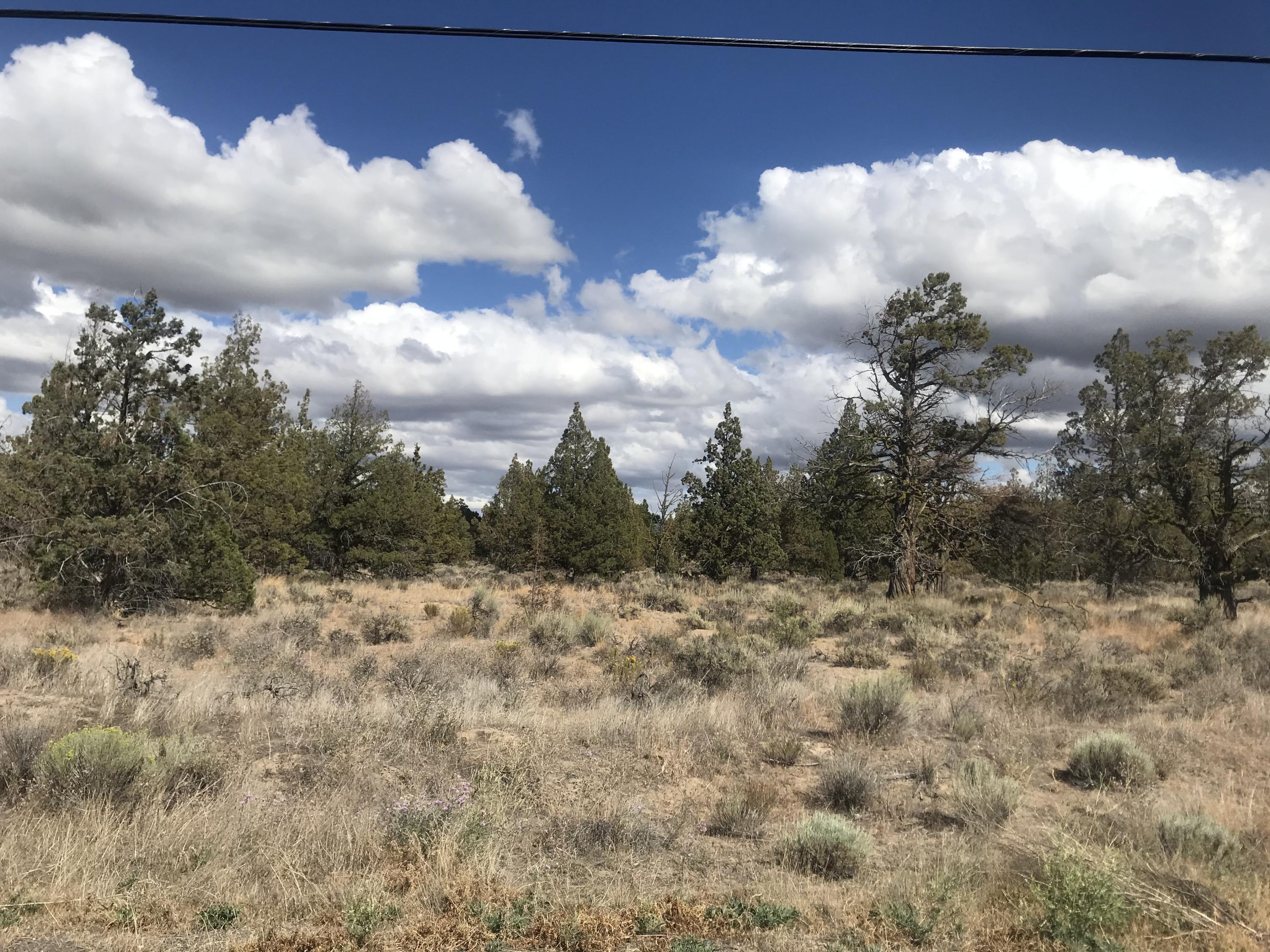 Bend Cascade View - Land