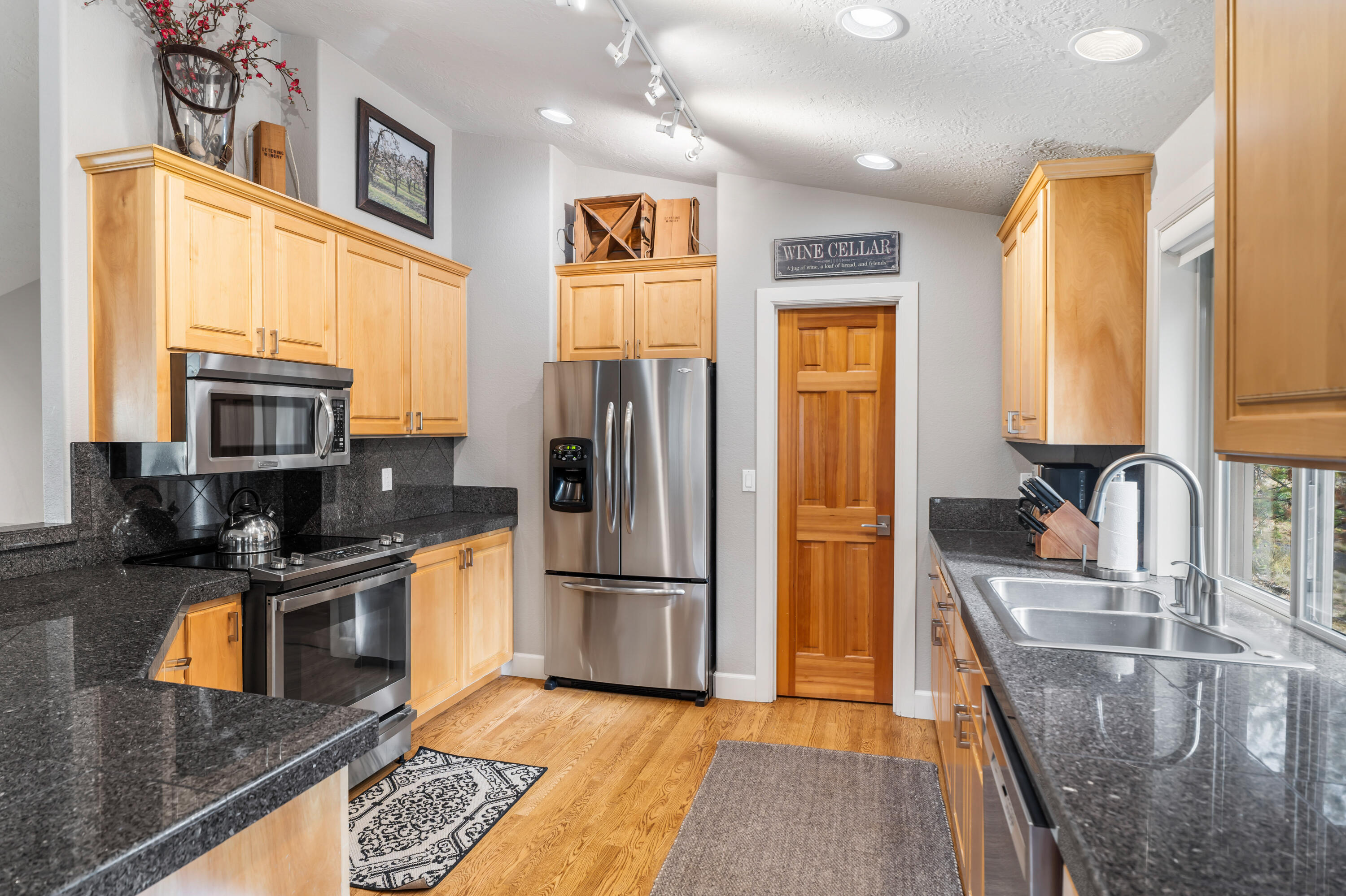 Fairway Point Villag - Residential