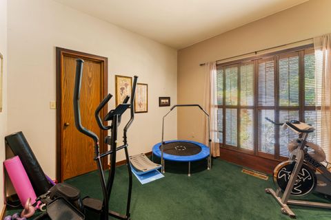 Tiny photo for 254 El Camino Way, Grants Pass, OR 97526 (MLS # 220219861)