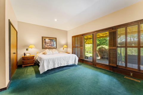 Tiny photo for 254 El Camino Way, Grants Pass, OR 97526 (MLS # 220219861)
