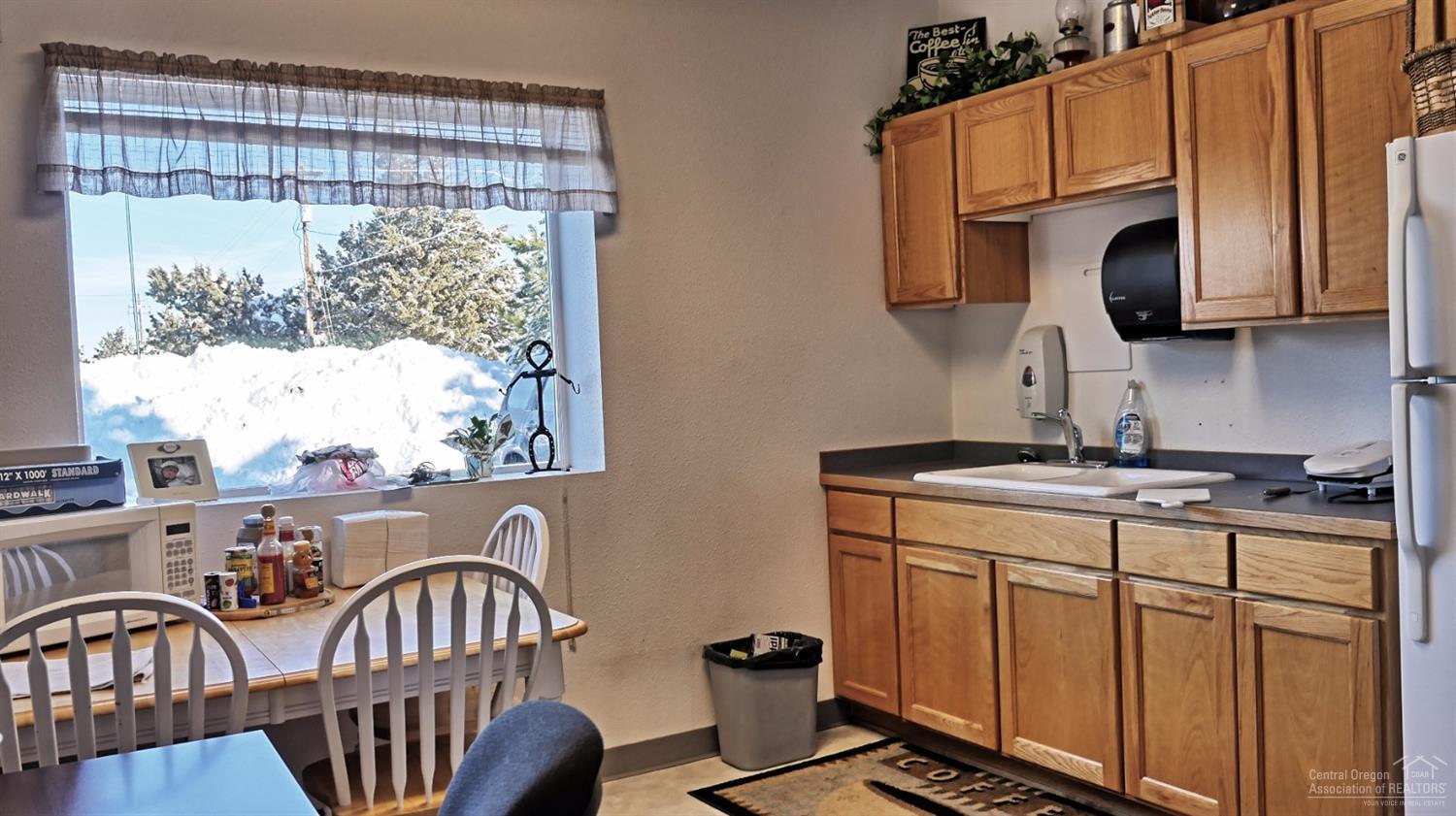 CLAB - Commercial Lease