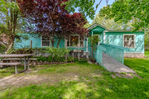 5912 Shady Brook Drive Central Point OR 97502