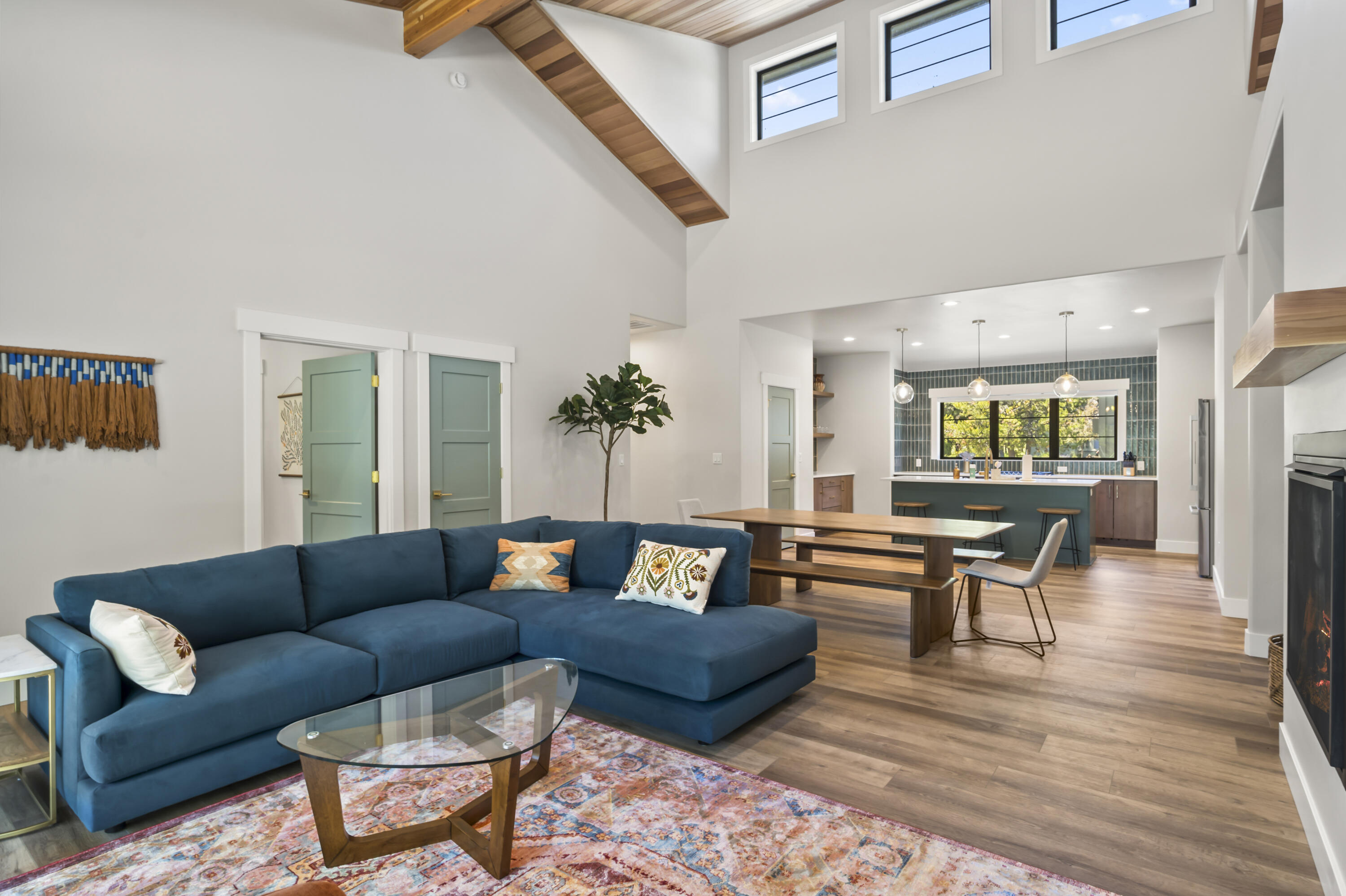 Fairway Point Villag - Residential