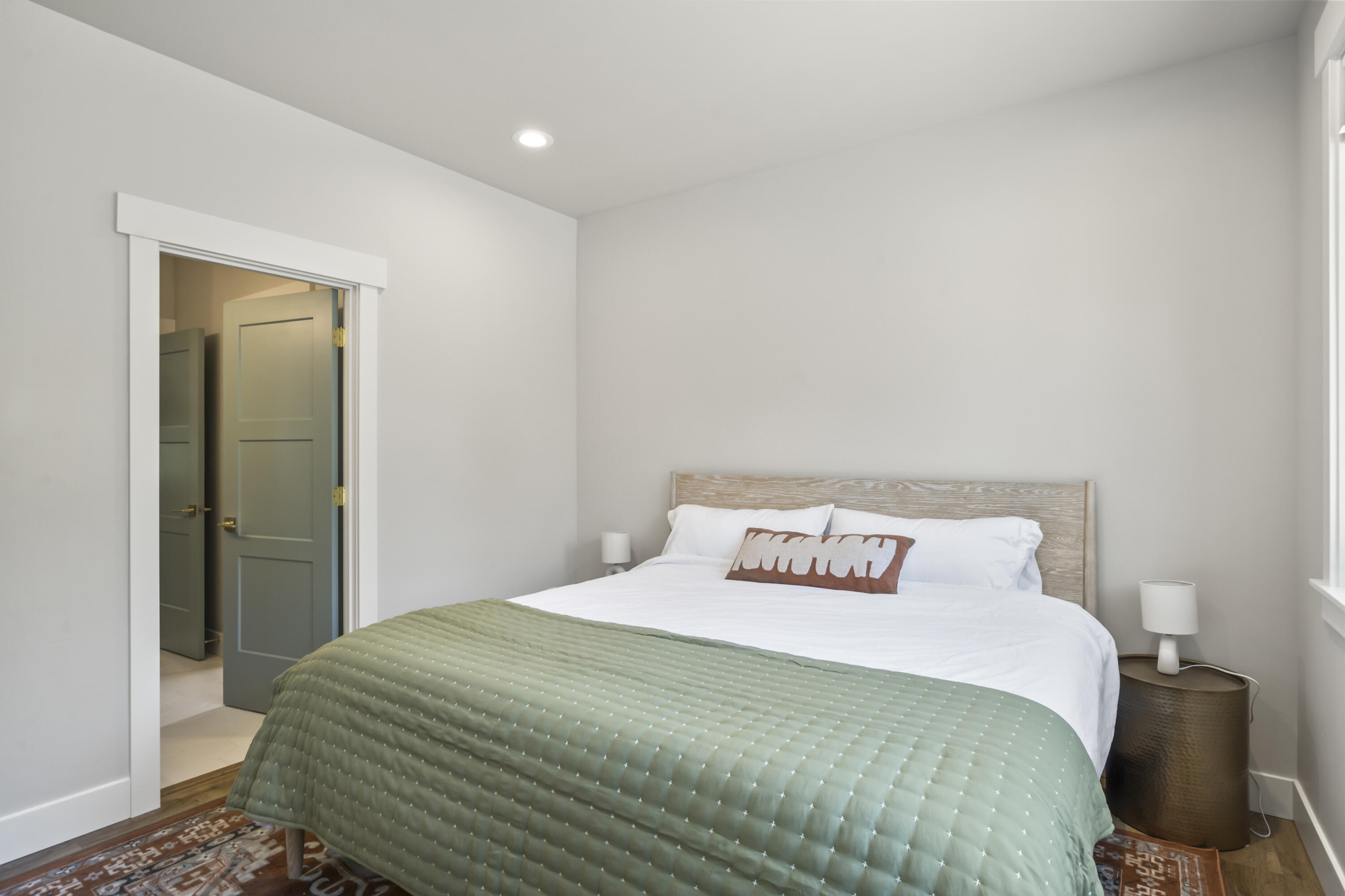 Fairway Point Villag - Residential