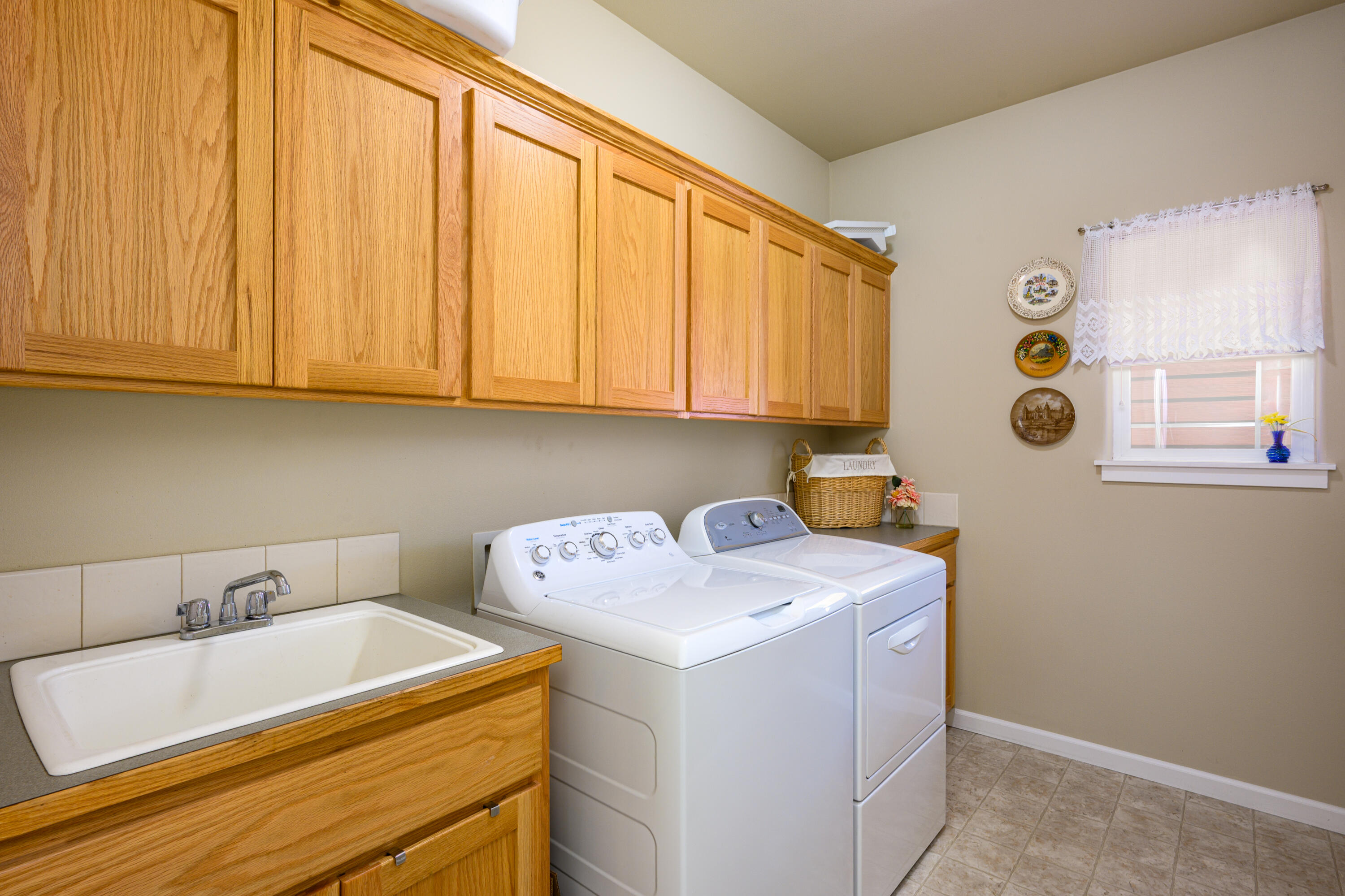 Oakview - Residential