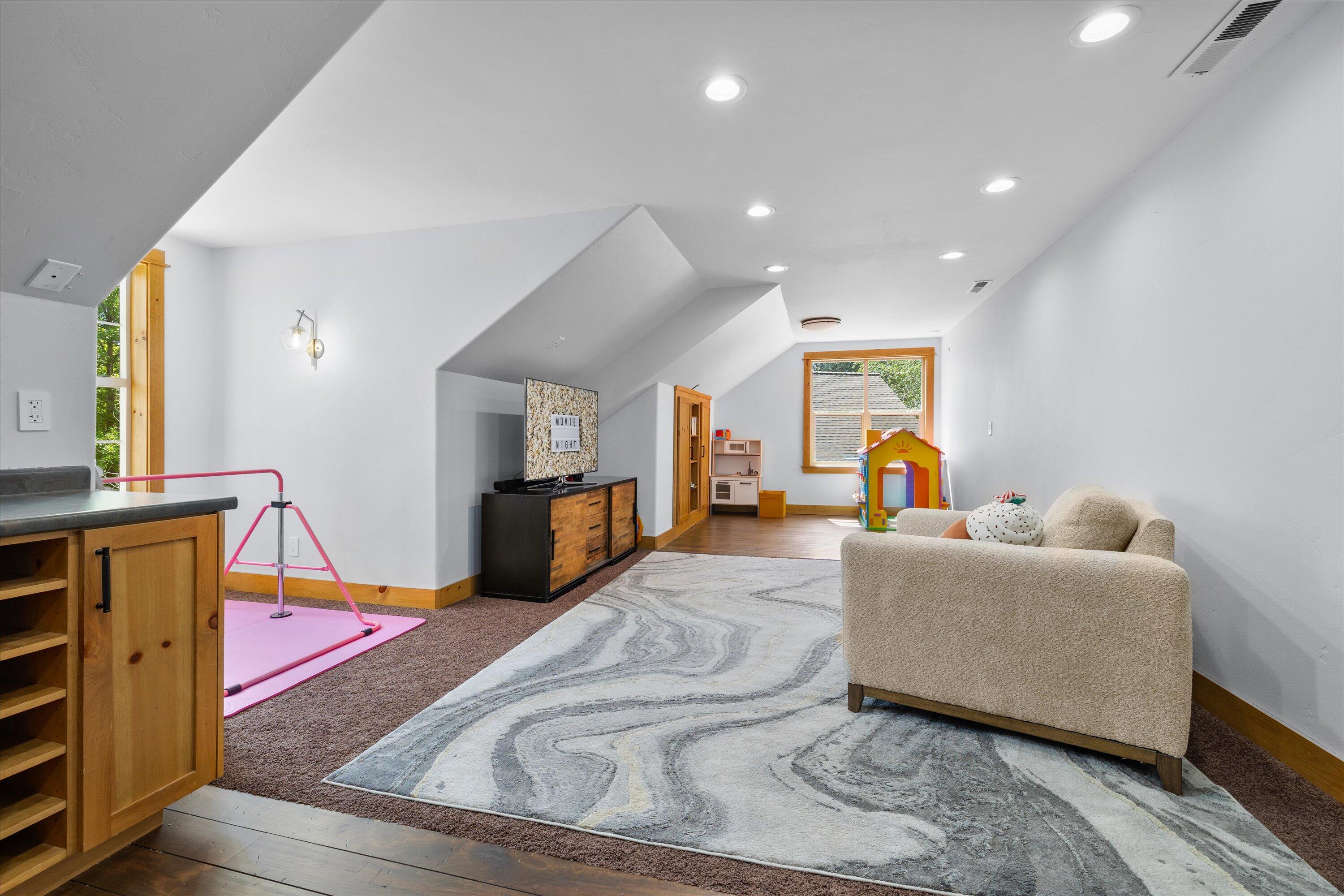 River Rim - Residential