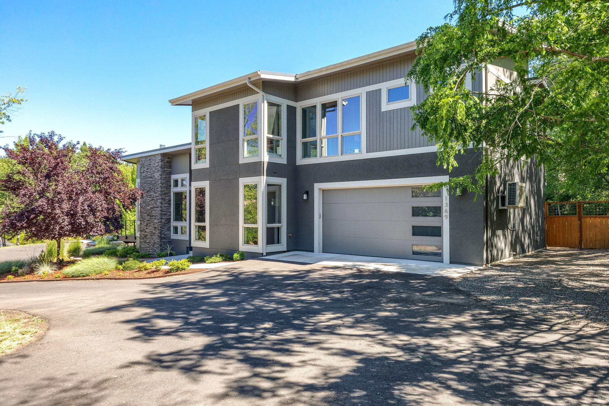 Creekside Meadows - Residential