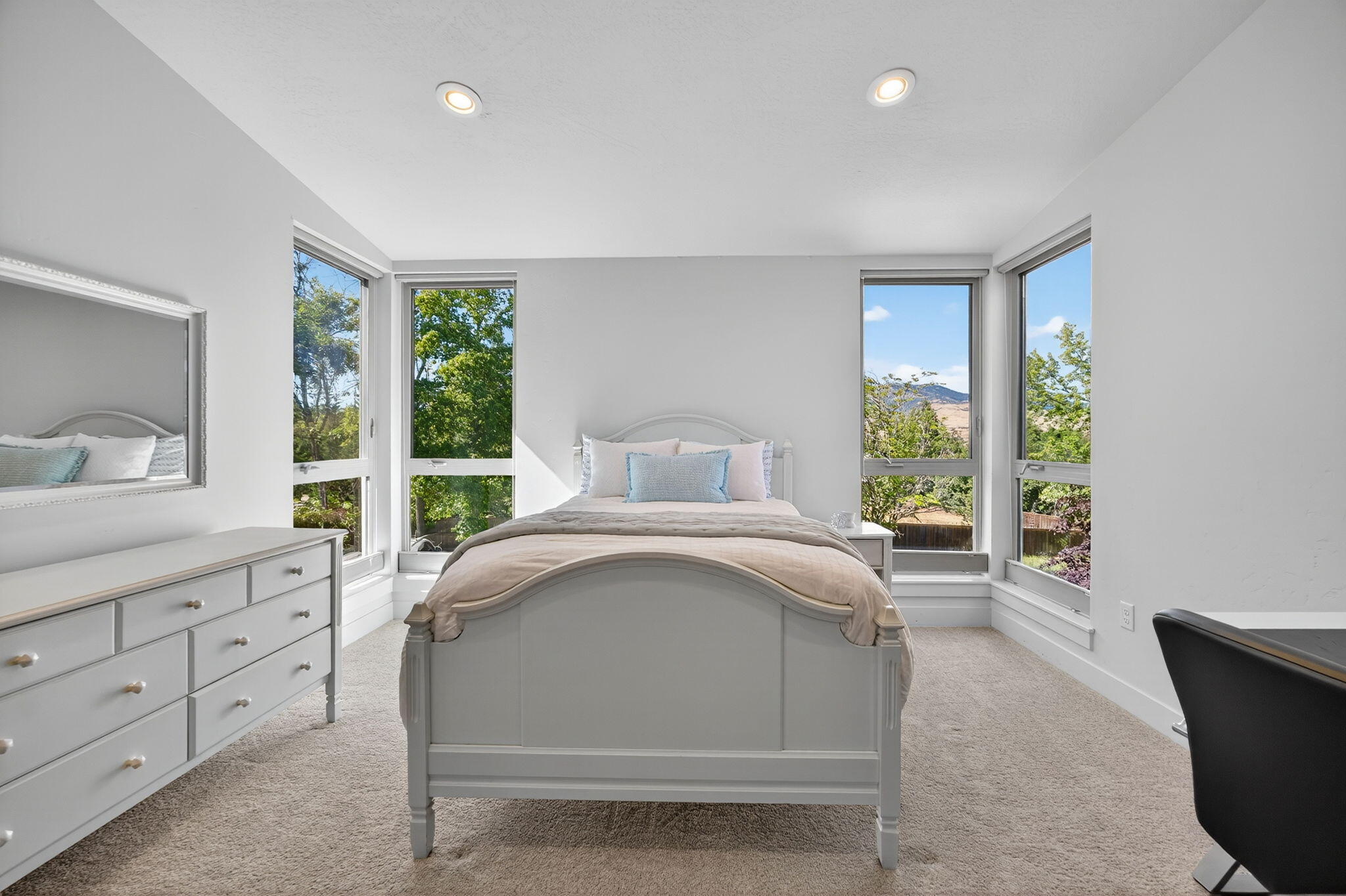 Creekside Meadows - Residential