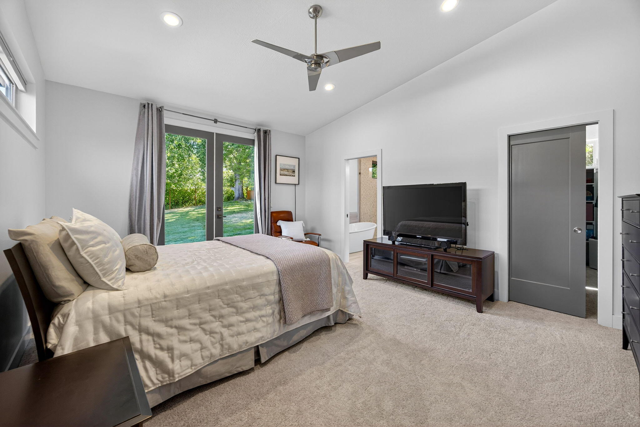 Creekside Meadows - Residential