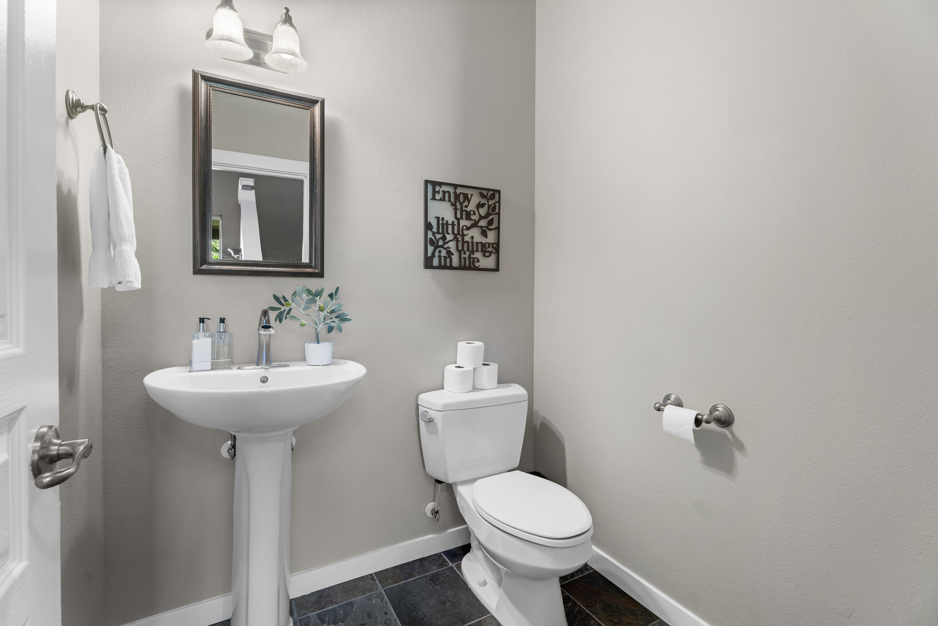 Eagle Crest - Residential