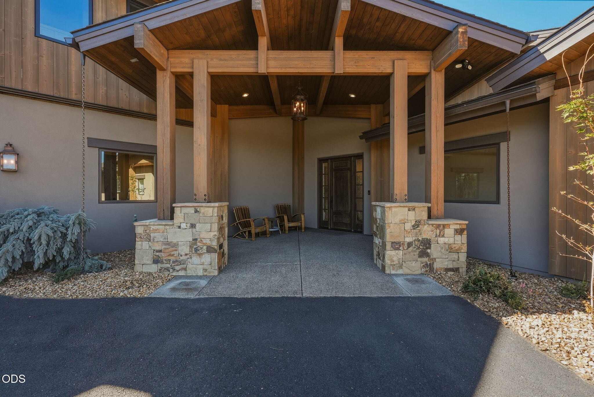 4655 SW Loma Linda Drive