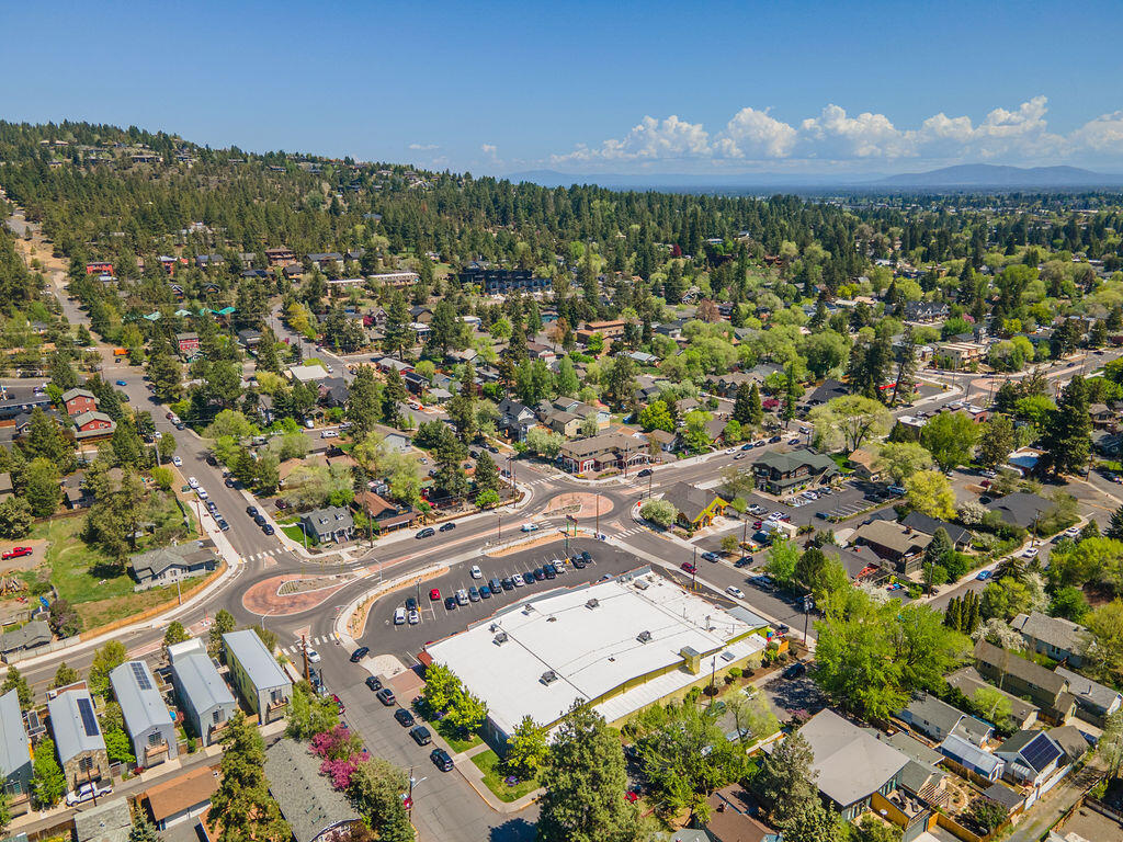 Kenwood - Residential Income