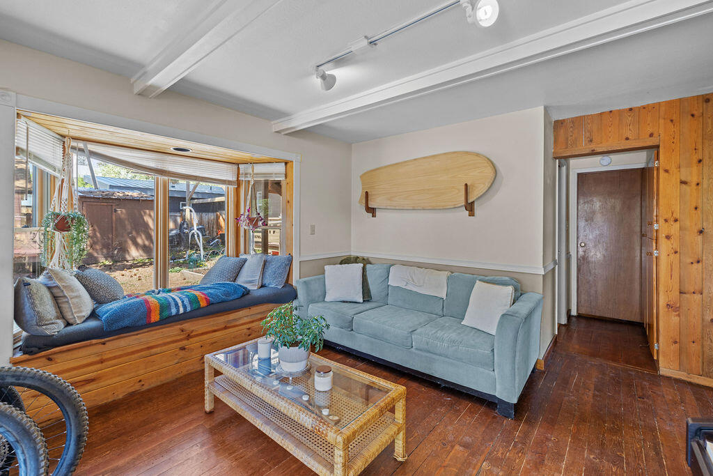 Kenwood - Residential Income