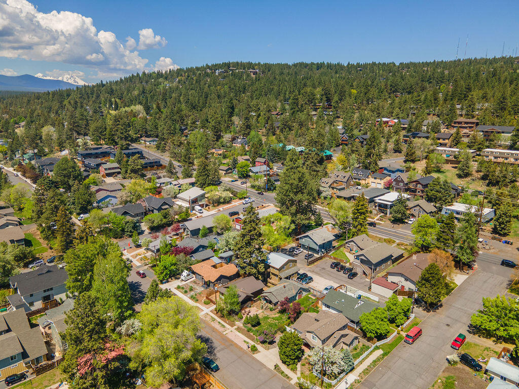 Kenwood - Residential Income