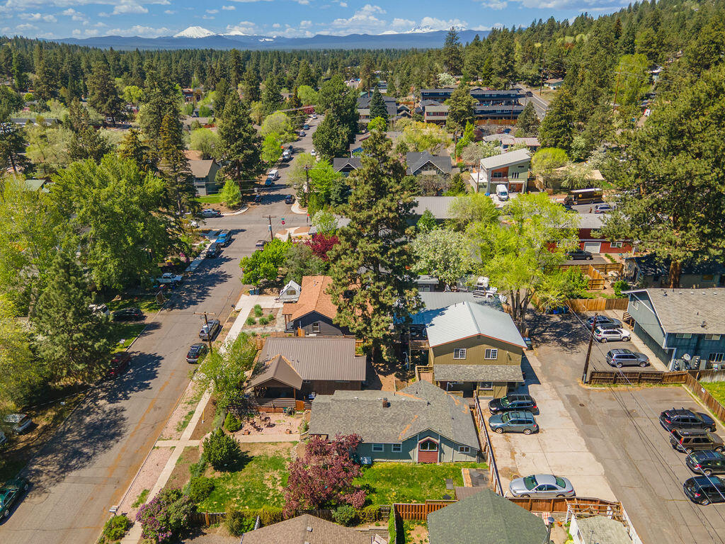 Kenwood - Residential Income