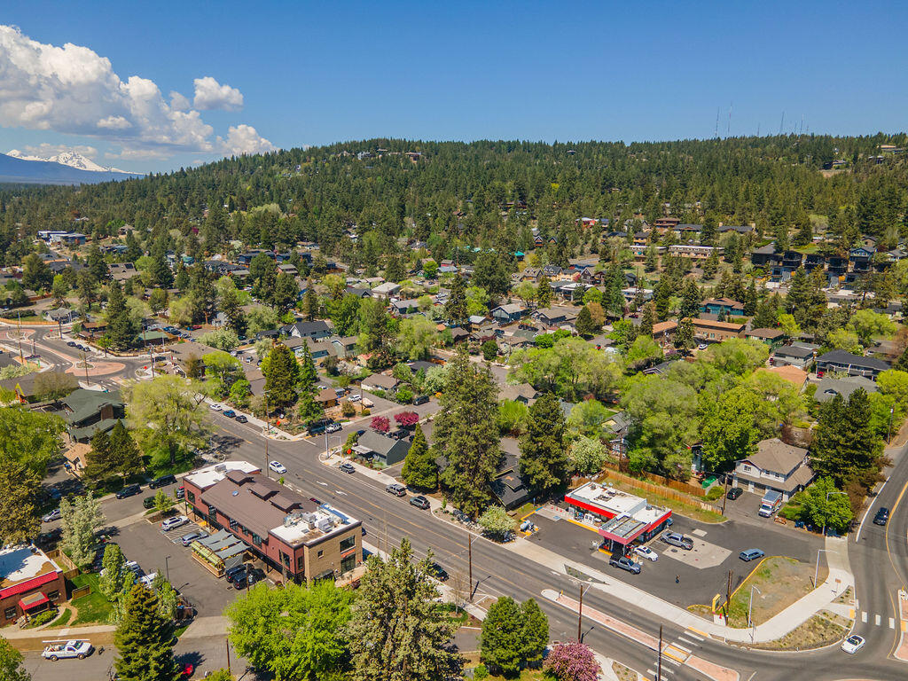 Kenwood - Residential Income