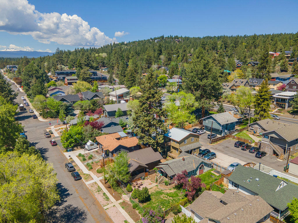 Kenwood - Residential Income