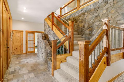 Tiny photo for 3900 SE Riverview Road, Prineville, OR 97754 (MLS # 220221310)