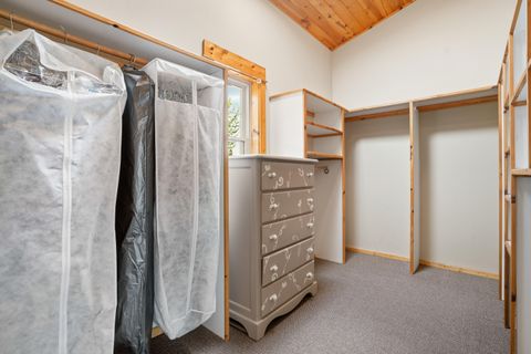 Tiny photo for 3900 SE Riverview Road, Prineville, OR 97754 (MLS # 220221310)