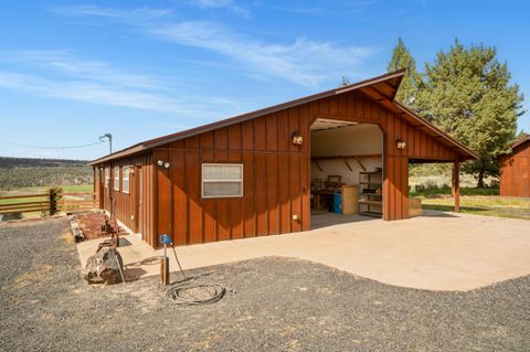 Tiny photo for 3900 SE Riverview Road, Prineville, OR 97754 (MLS # 220221310)