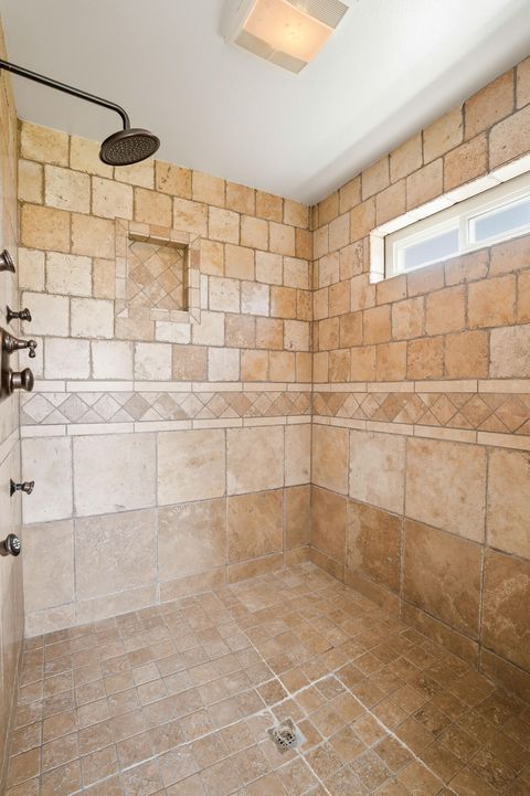 Tiny photo for 3900 SE Riverview Road, Prineville, OR 97754 (MLS # 220221310)