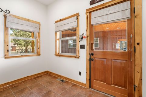 Tiny photo for 3900 SE Riverview Road, Prineville, OR 97754 (MLS # 220221310)