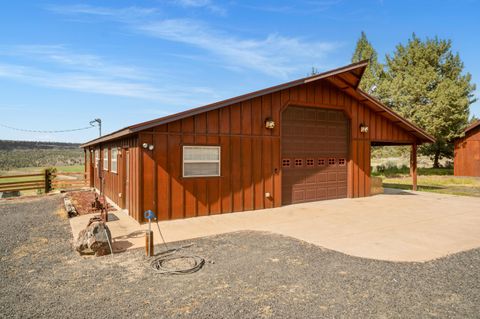 Tiny photo for 3900 SE Riverview Road, Prineville, OR 97754 (MLS # 220221310)