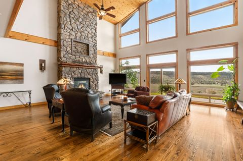Tiny photo for 3900 SE Riverview Road, Prineville, OR 97754 (MLS # 220221310)