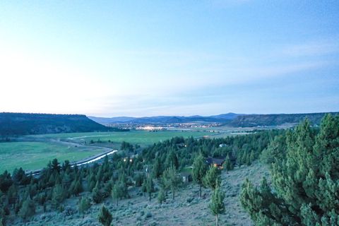 Tiny photo for 3900 SE Riverview Road, Prineville, OR 97754 (MLS # 220221310)