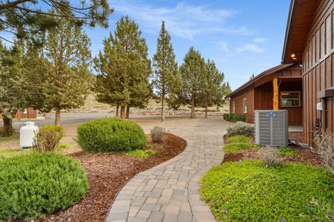 Tiny photo for 3900 SE Riverview Road, Prineville, OR 97754 (MLS # 220221310)