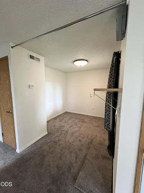 Tiny photo for 2101 Poplar DR #30, Medford, OR 97504 (MLS # 220227325)