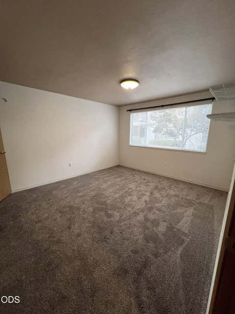 Tiny photo for 2101 Poplar DR #30, Medford, OR 97504 (MLS # 220227325)