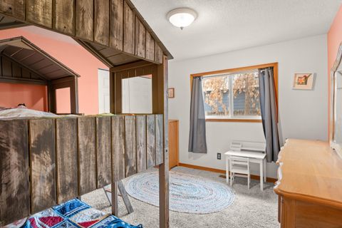 Tiny photo for 533 NW 7th Street, Redmond, OR 97756 (MLS # 220212815)