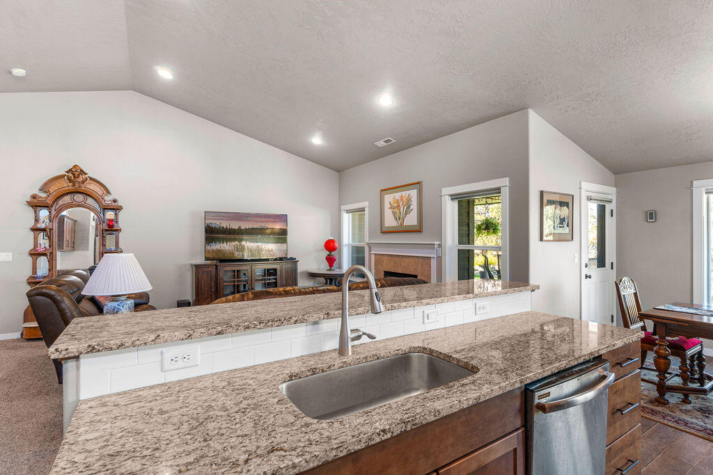 Whispering Pines - Residential