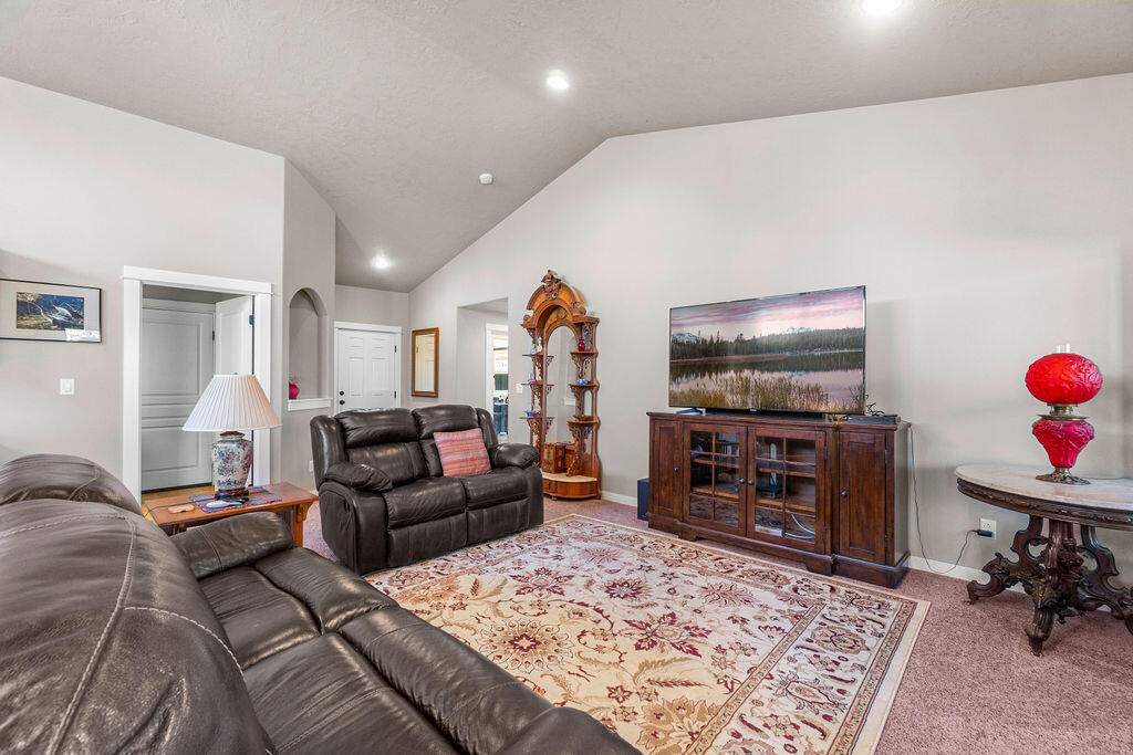 Whispering Pines - Residential