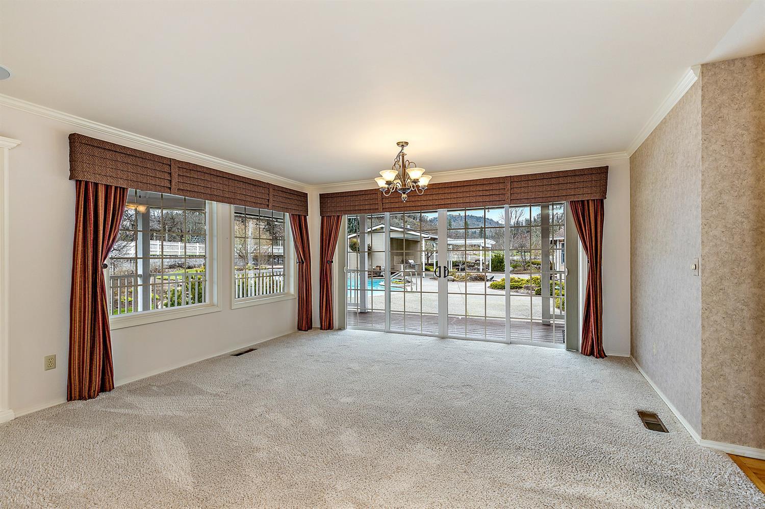 N Pilot Butte - Land