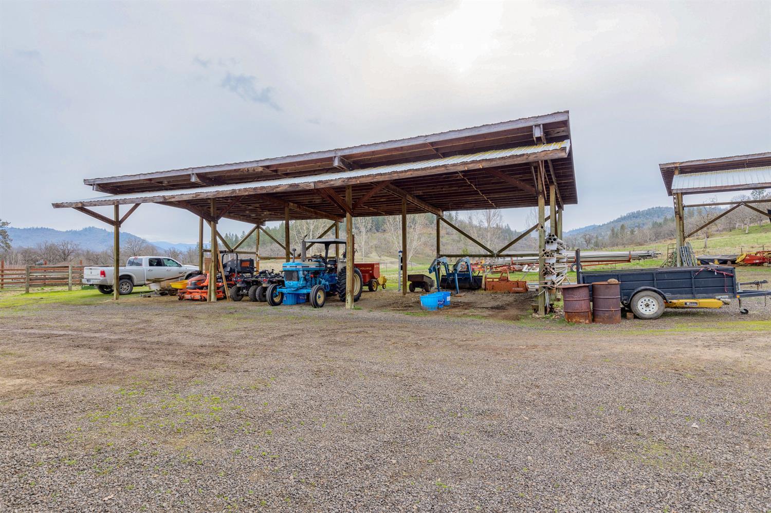 N Pilot Butte - Land