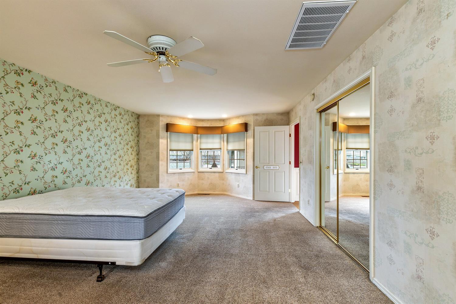 N Pilot Butte - Land