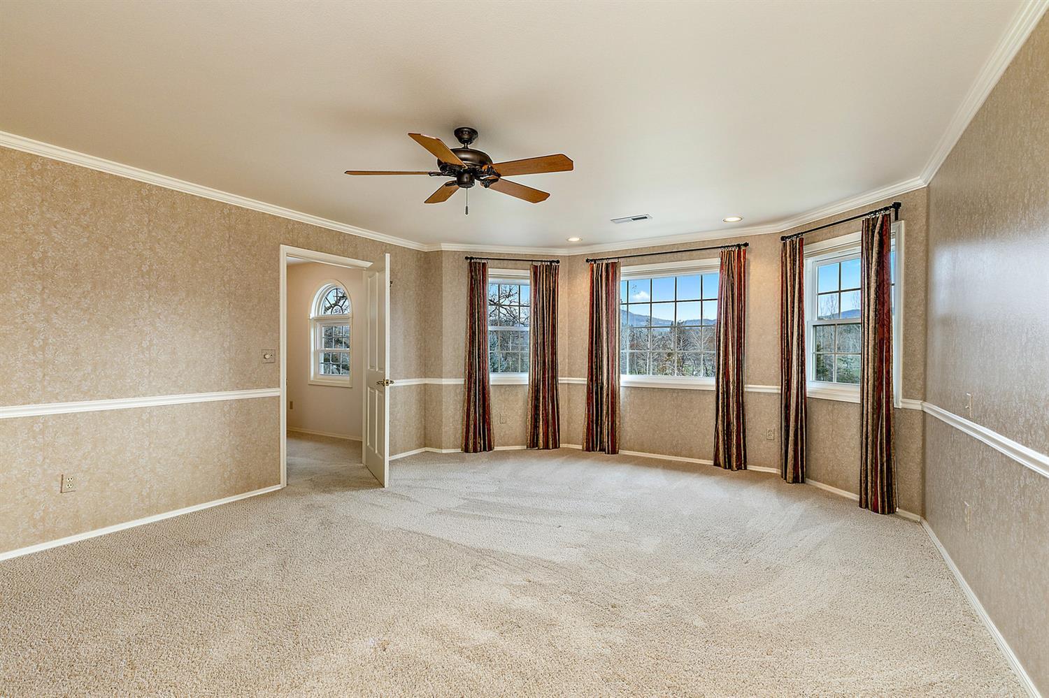 N Pilot Butte - Land