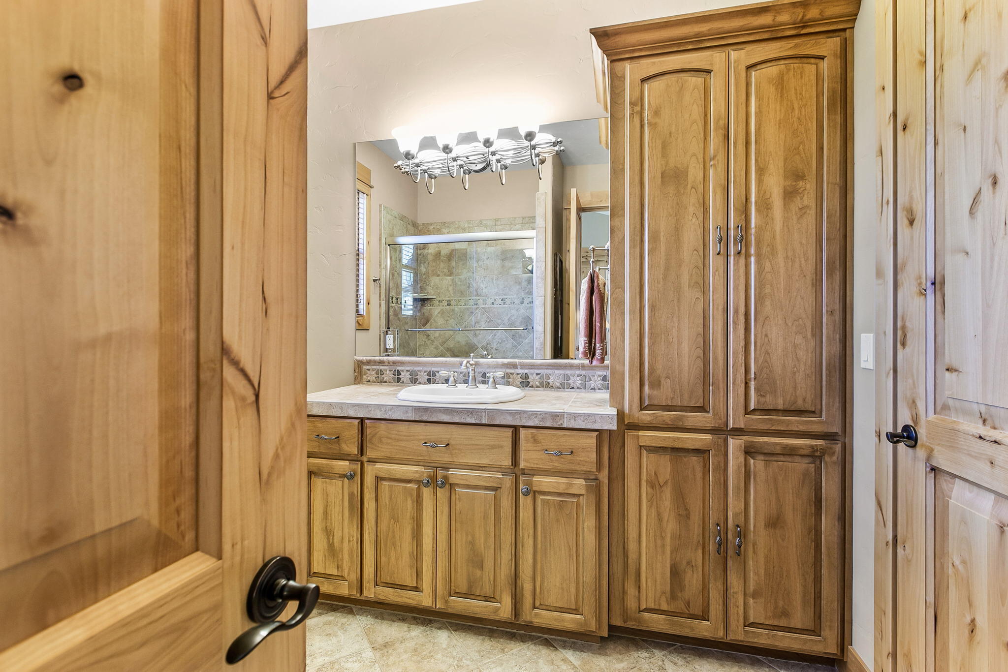 Broken Top - Residential