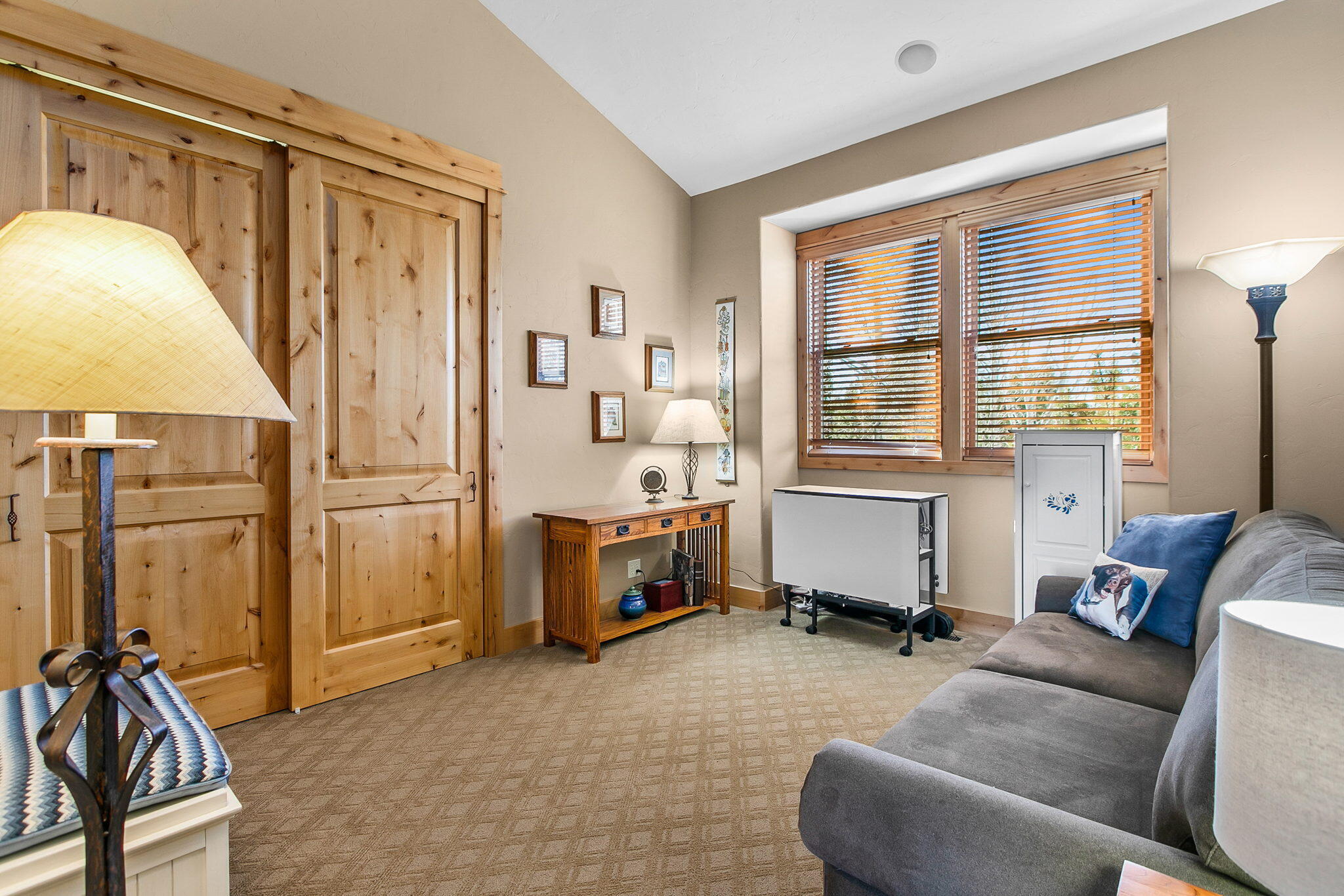 Broken Top - Residential