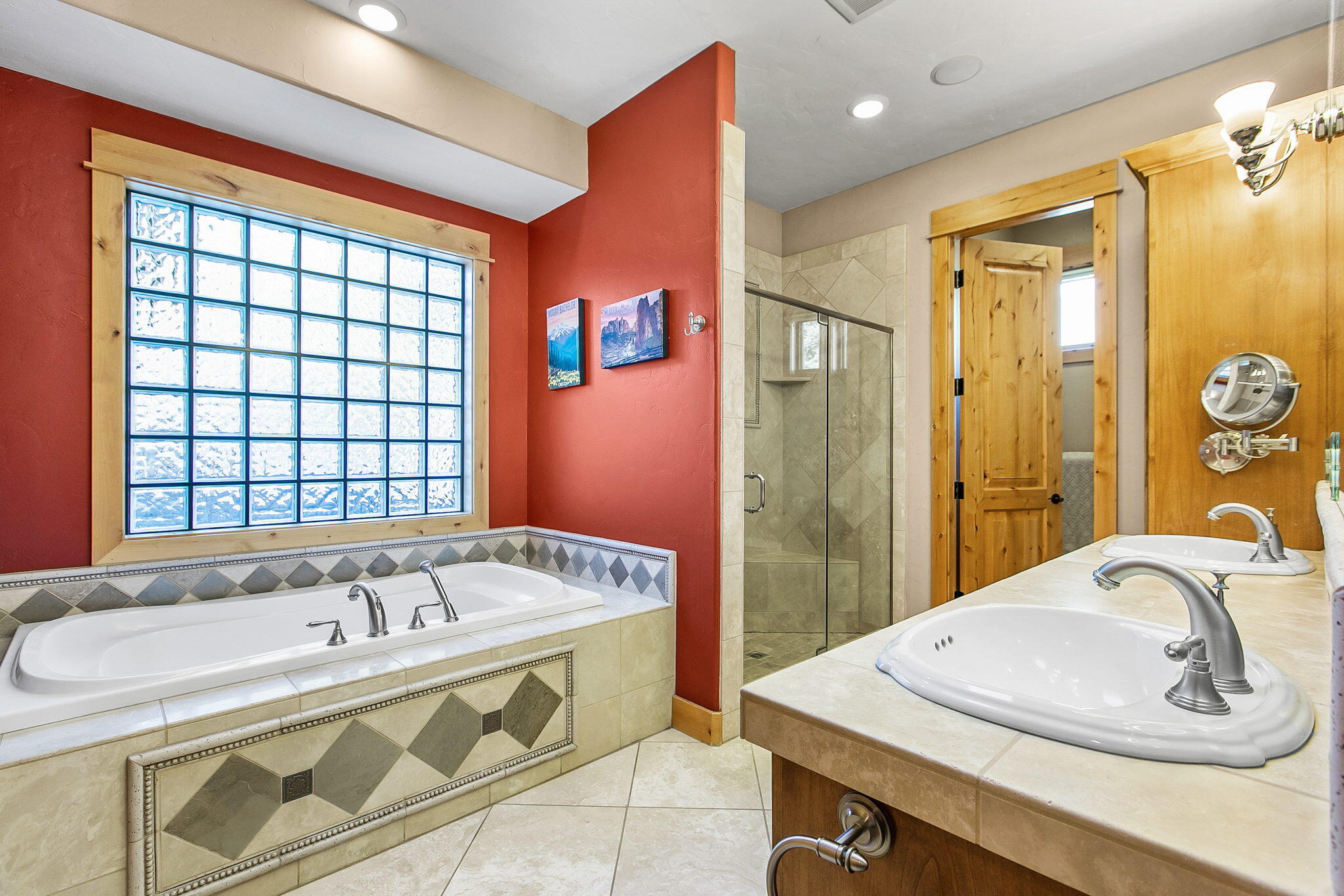 Broken Top - Residential