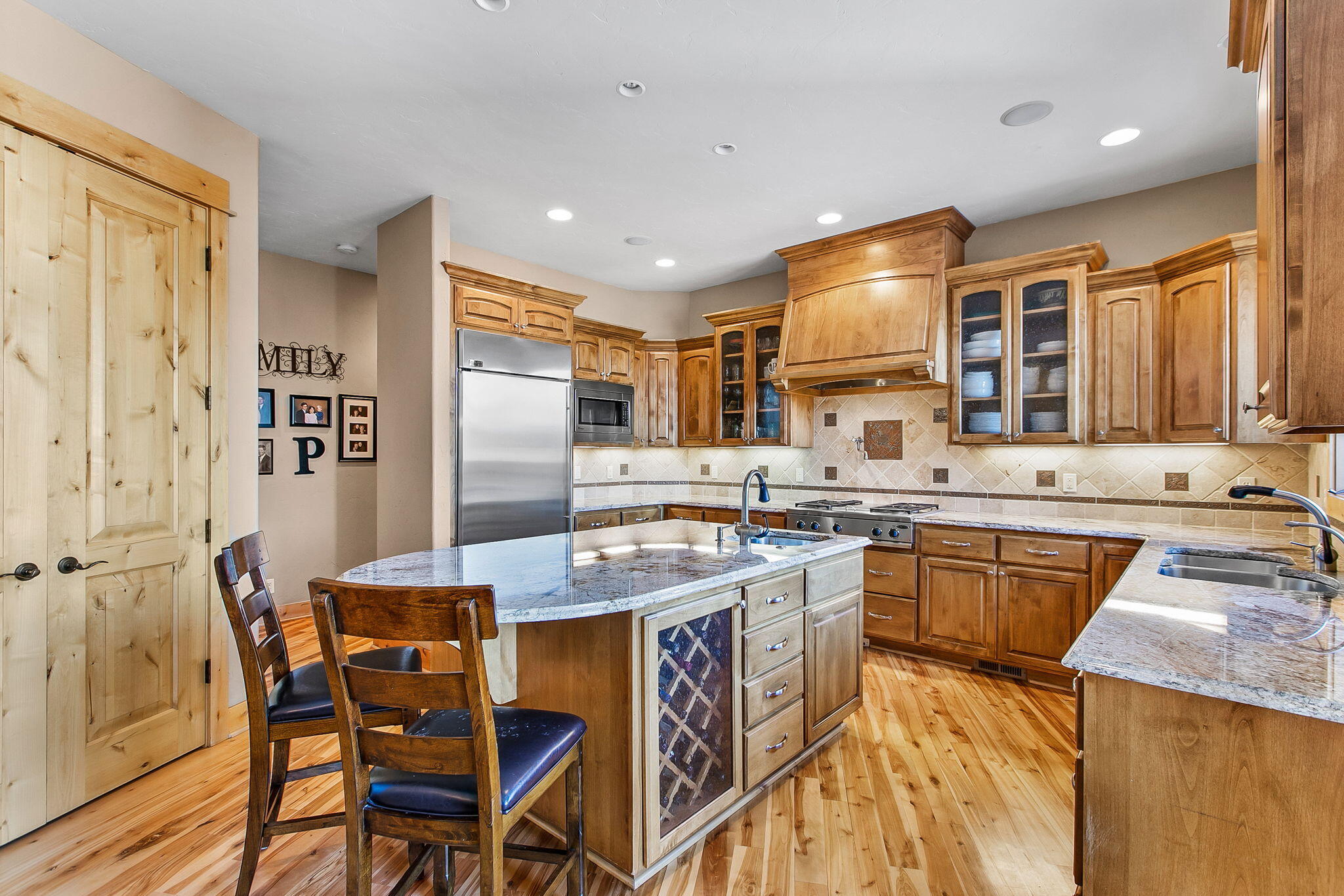 Broken Top - Residential