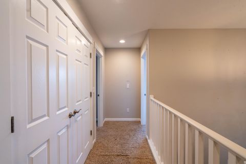 Tiny photo for 2927 NW 17th Street, Redmond, OR 97756 (MLS # 220214357)